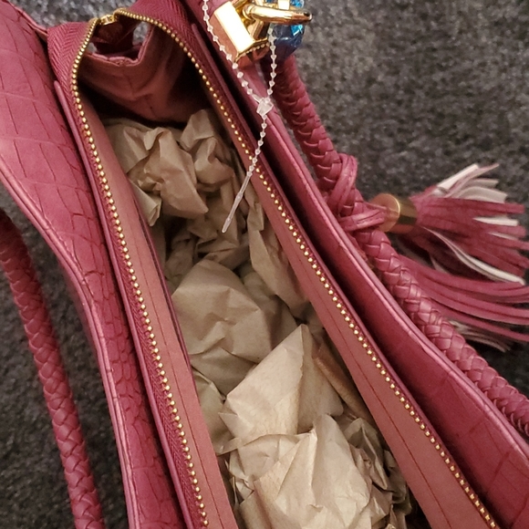 Handbag - Picture 4 of 8